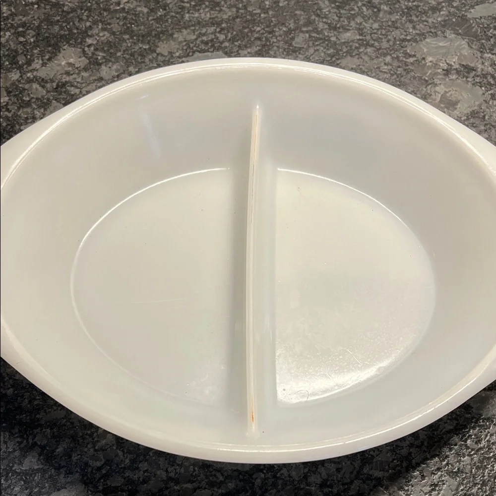 12x8.5 Vintage White and Blue Floral Divided  Baking Dish. Glasbake